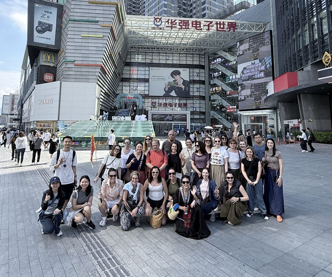 Moovers community group on a mission in Shenzhen, China